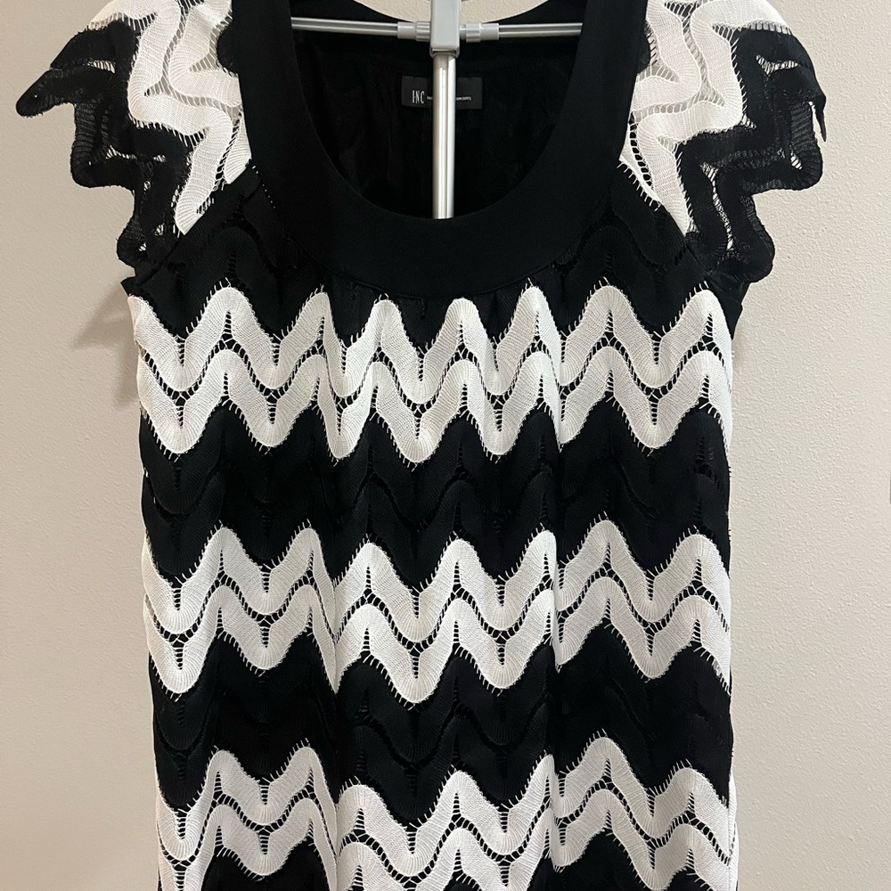INC International Concepts Black and White Top
Size Large